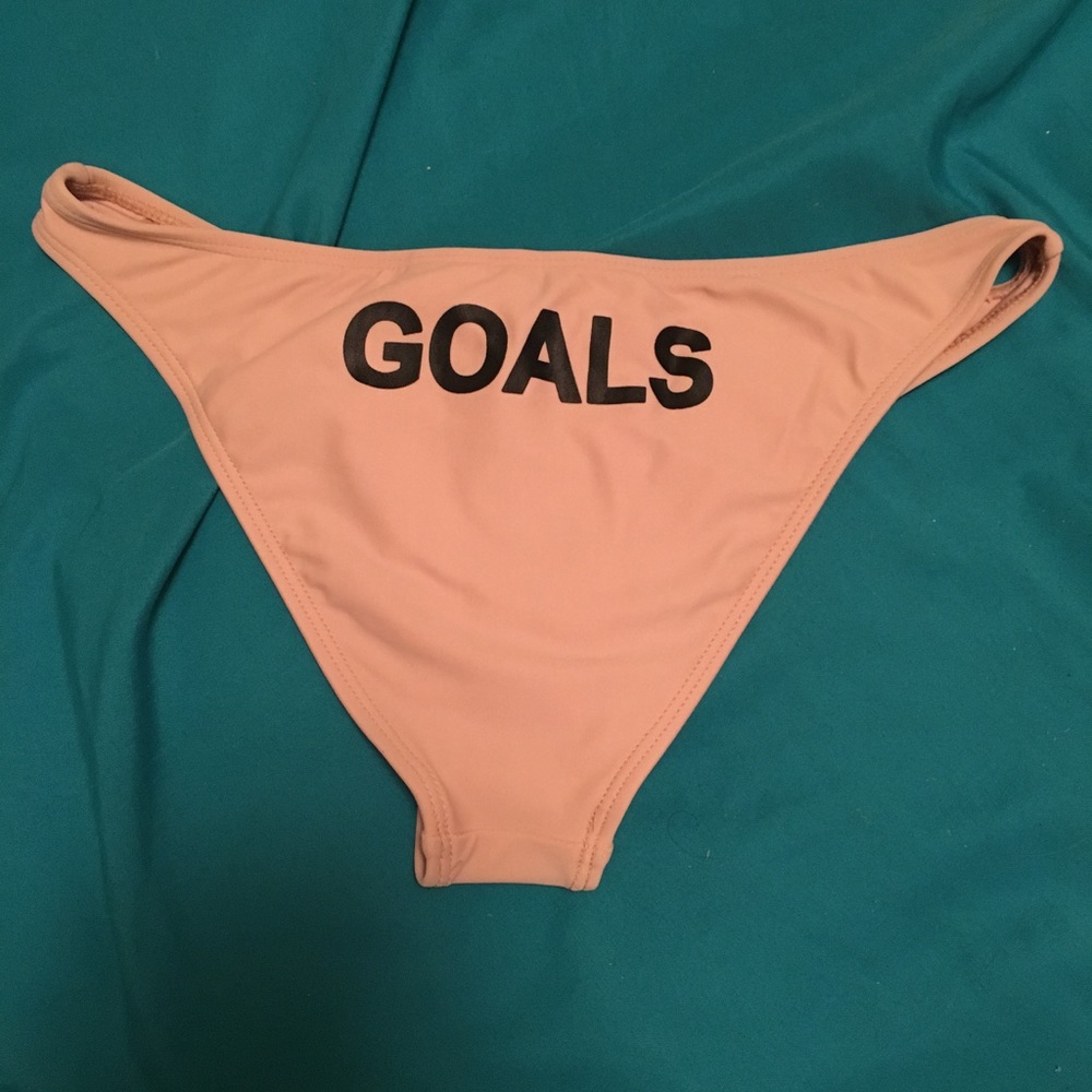 forever21 “goals” nude cheeky bikini bottoms 👙